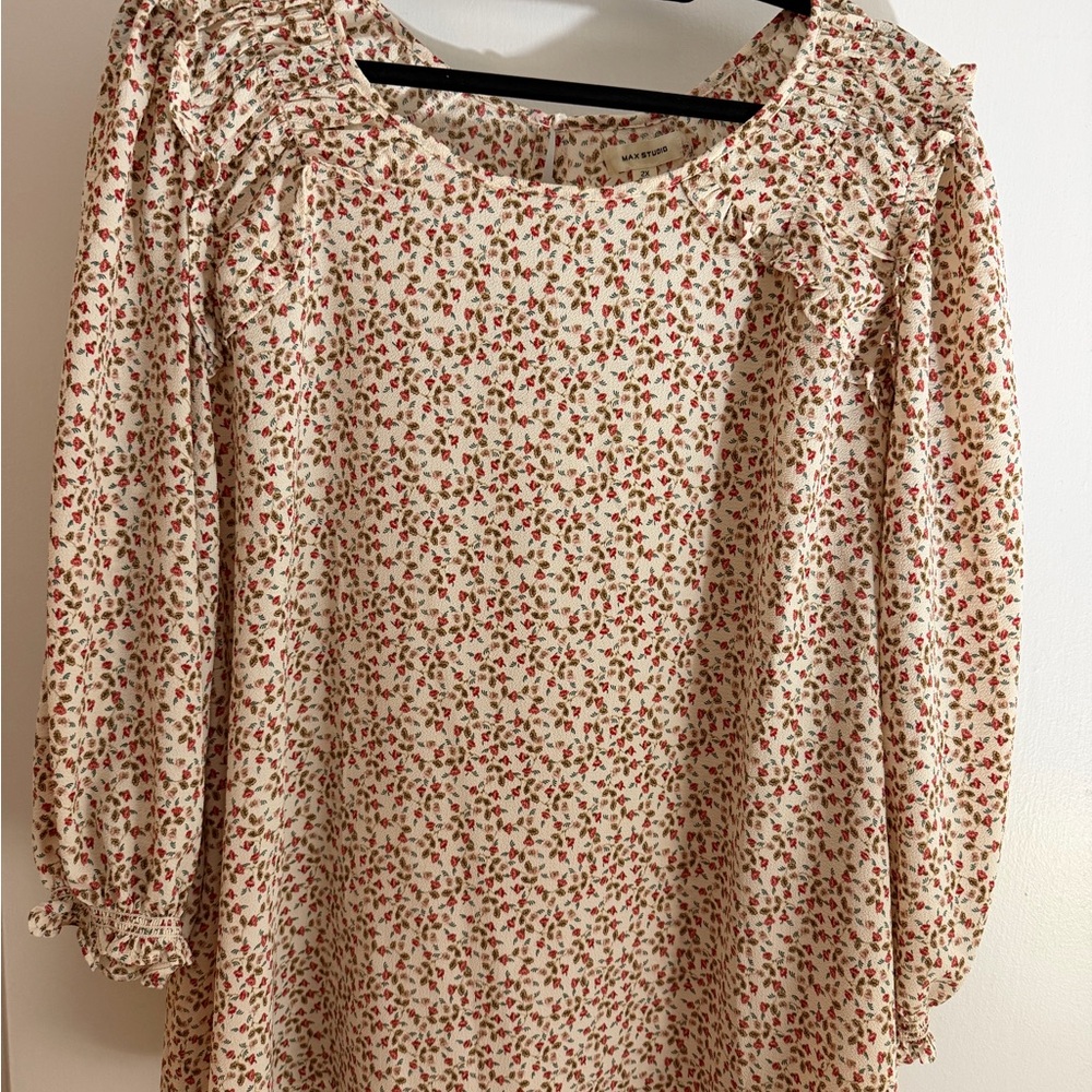 Brand new Max Studio Floral Print Women's Top